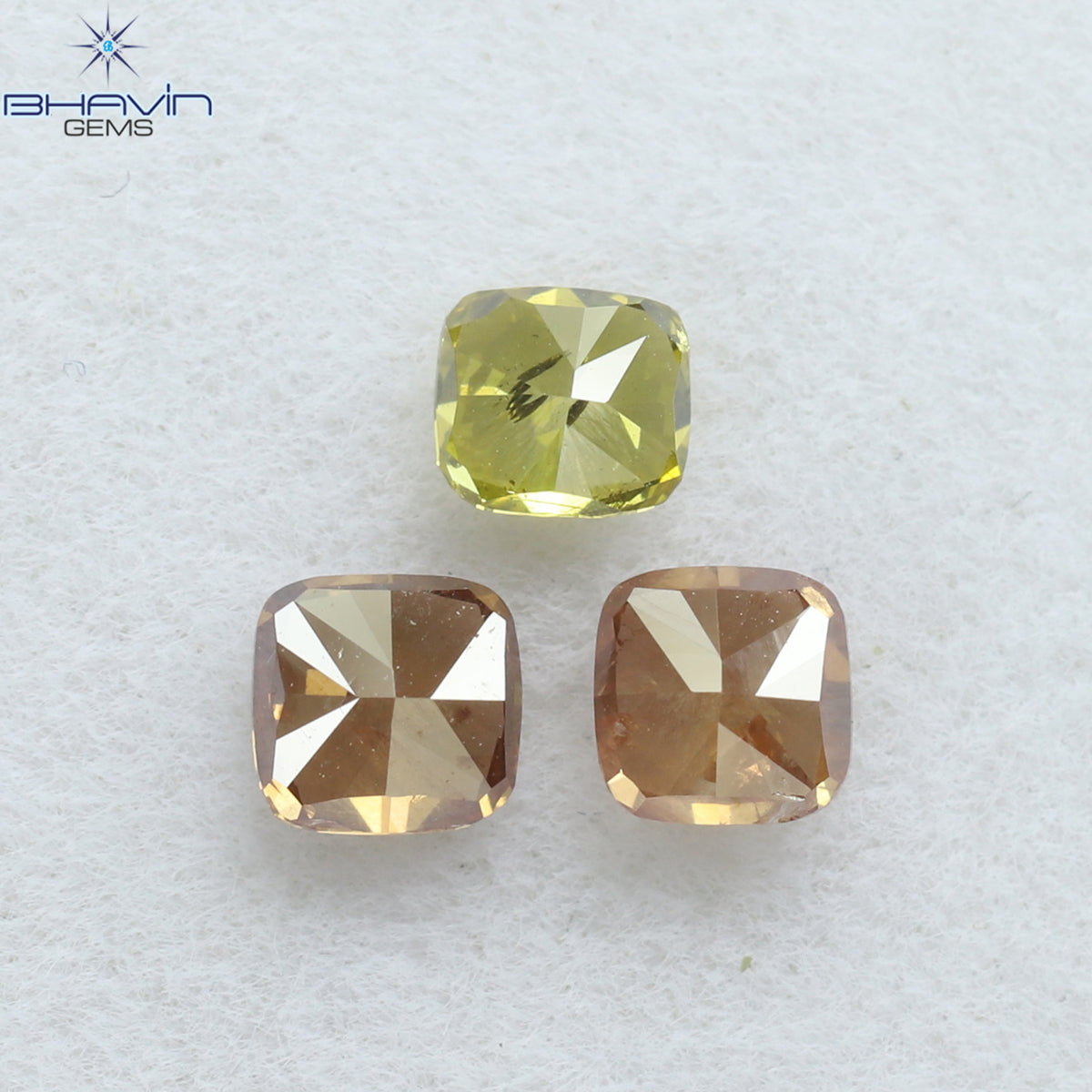 0.65 CT/3 Pcs Natural Cushion Diamond Enhanced Pink Yellow Color Clarity SI2 (3.45 MM)
