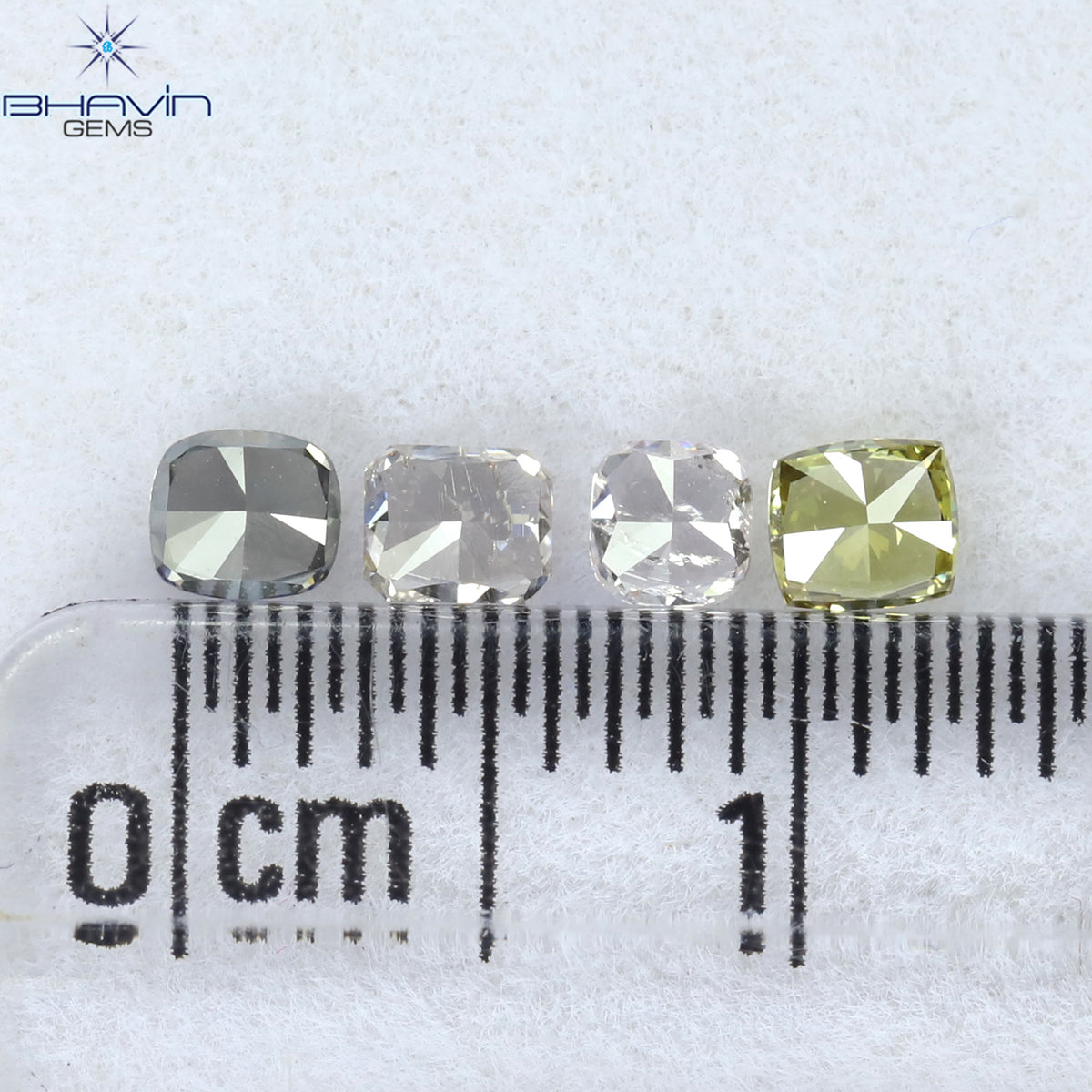 0.51 CT/4 Pcs Natural Cushion Diamond Mix Fancy Color Clarity VS-SI (3.08 MM)