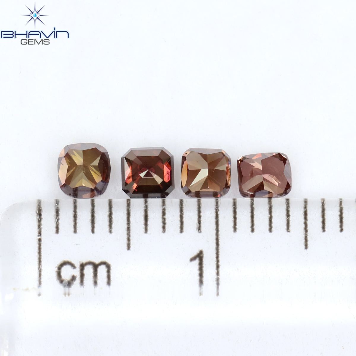 0.70 CT/4 Pcs Natural Cushion Diamond Enhanced Pink Color Clarity VS2 (3.06 MM)