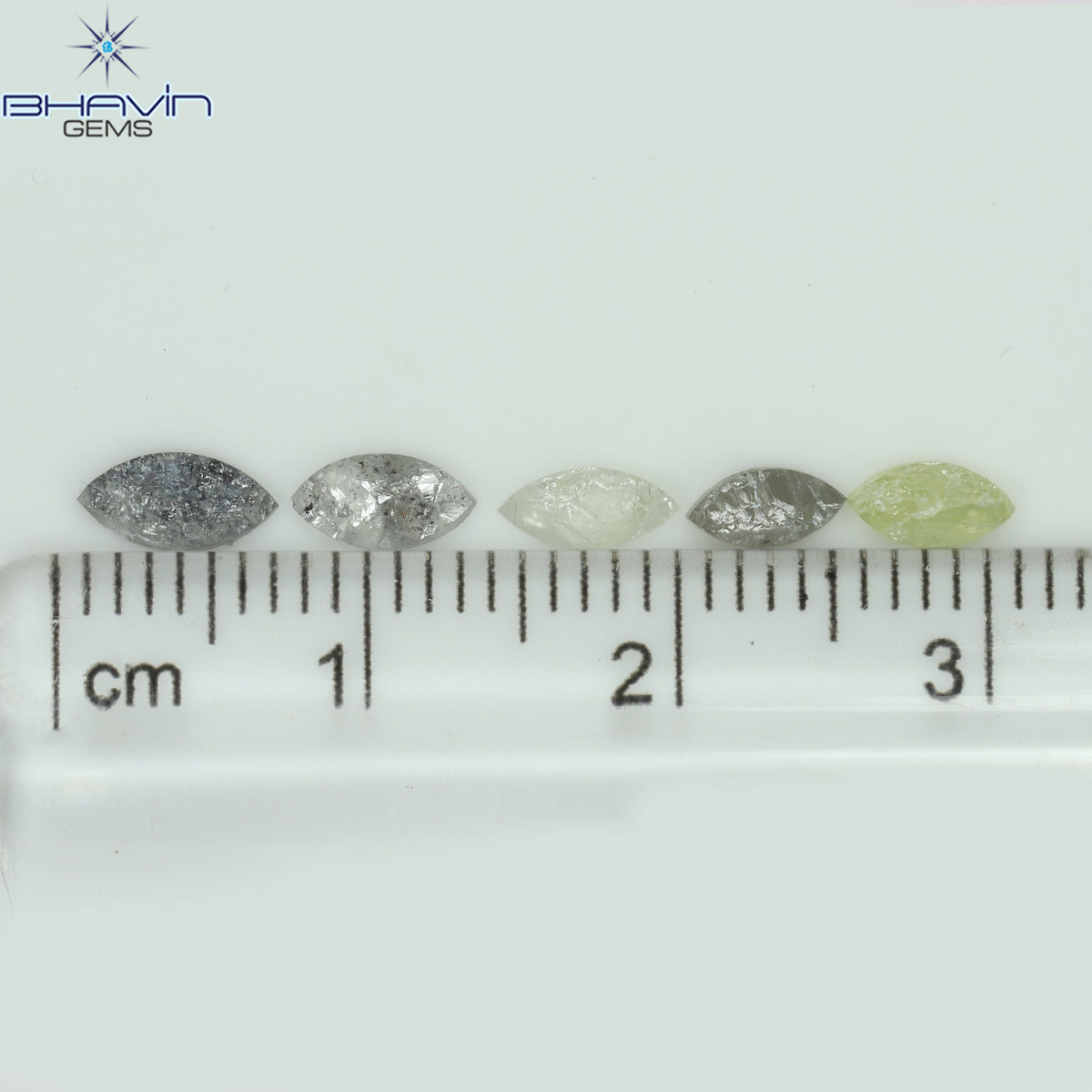 1.05 CT、ノーカット ポルキ シェイプ、天然ダイヤモンド、ブルー カラー、I3 クラリティ (5.42 MM)