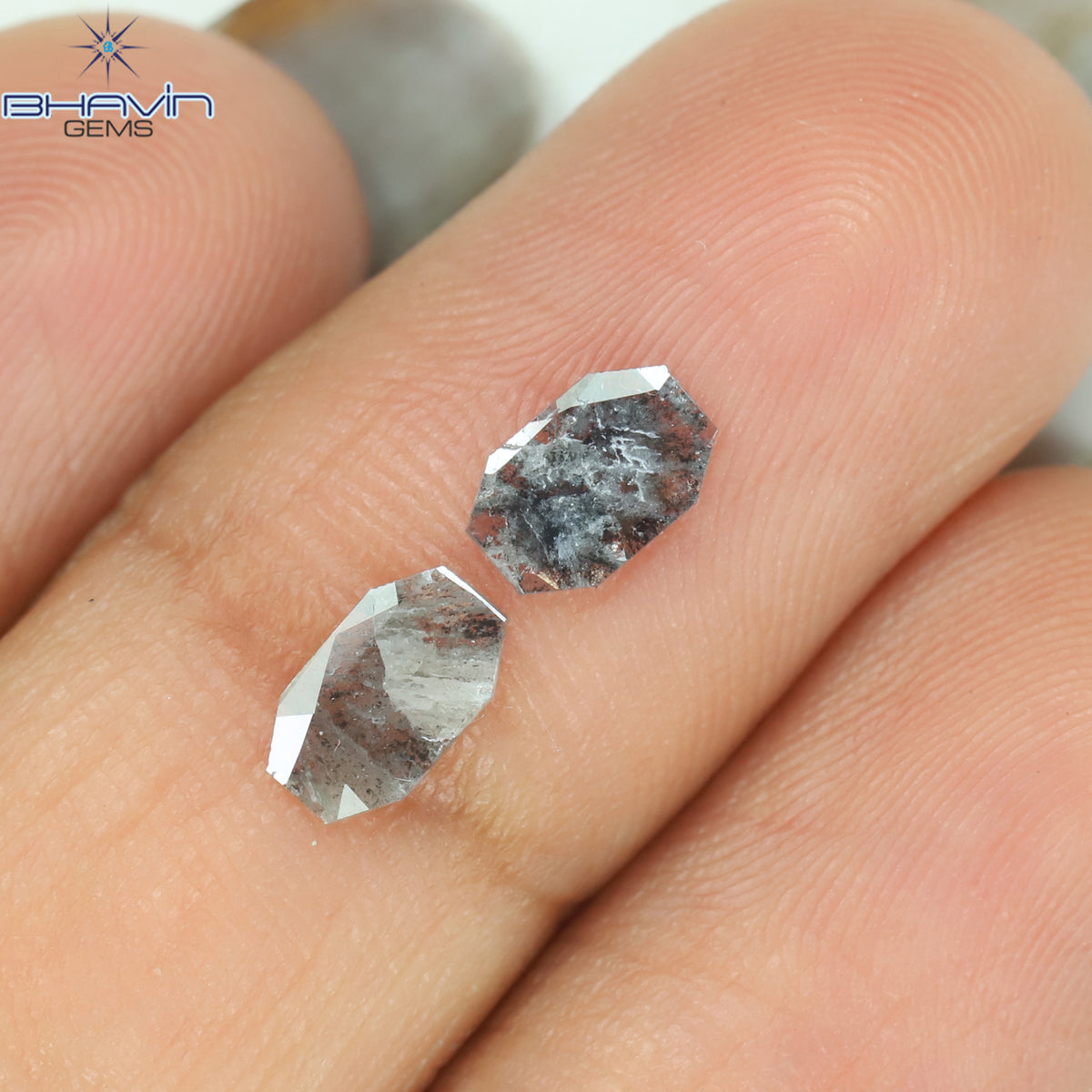 0.92 CT スライス形状 天然ダイヤモンド ソルト アンド ペッパー カラー I3 クラリティ (10.75 MM)
