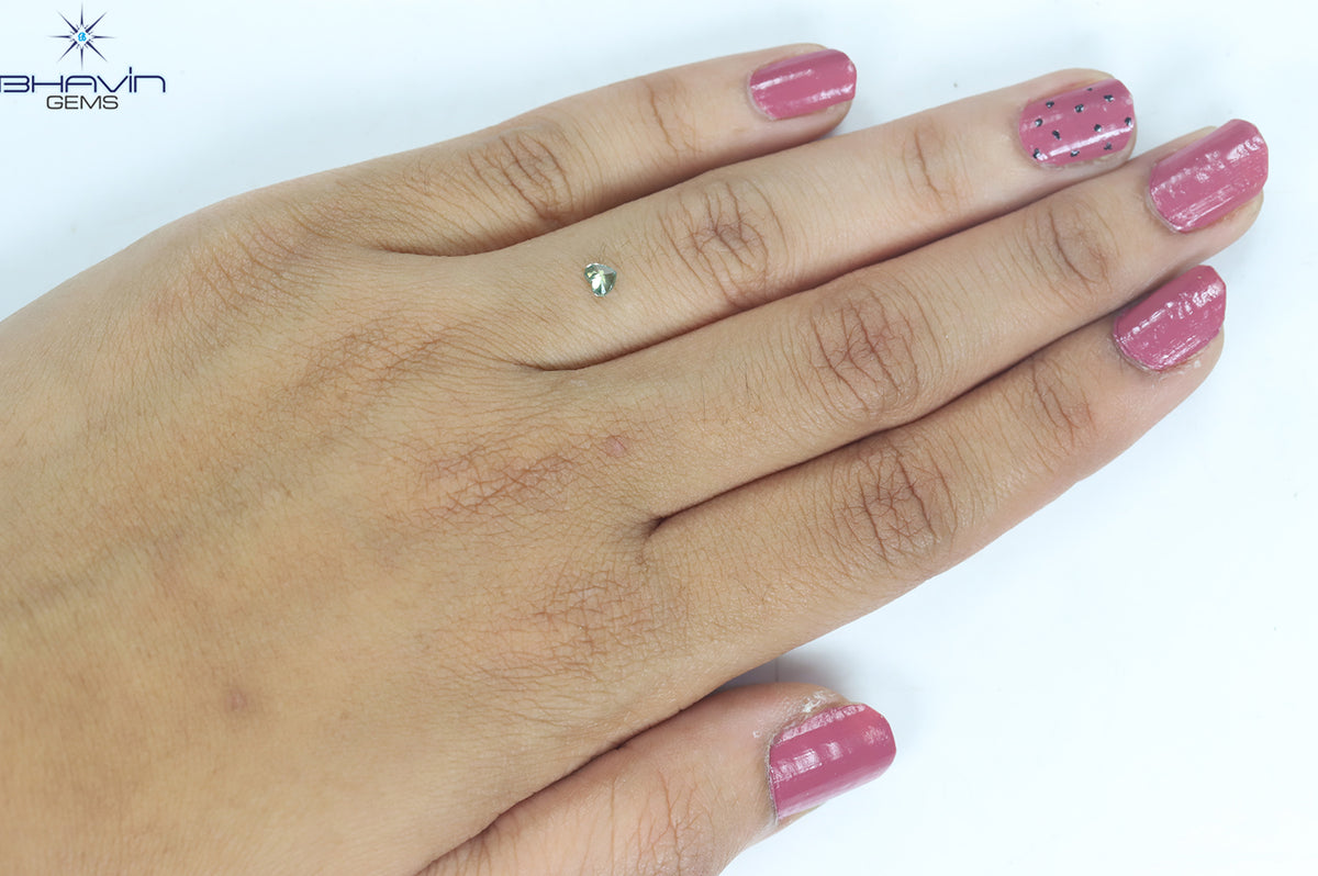 0.18 CT Natural Heart Diamond Enhanced Green Color Clarity VS2 (3.66 MM)