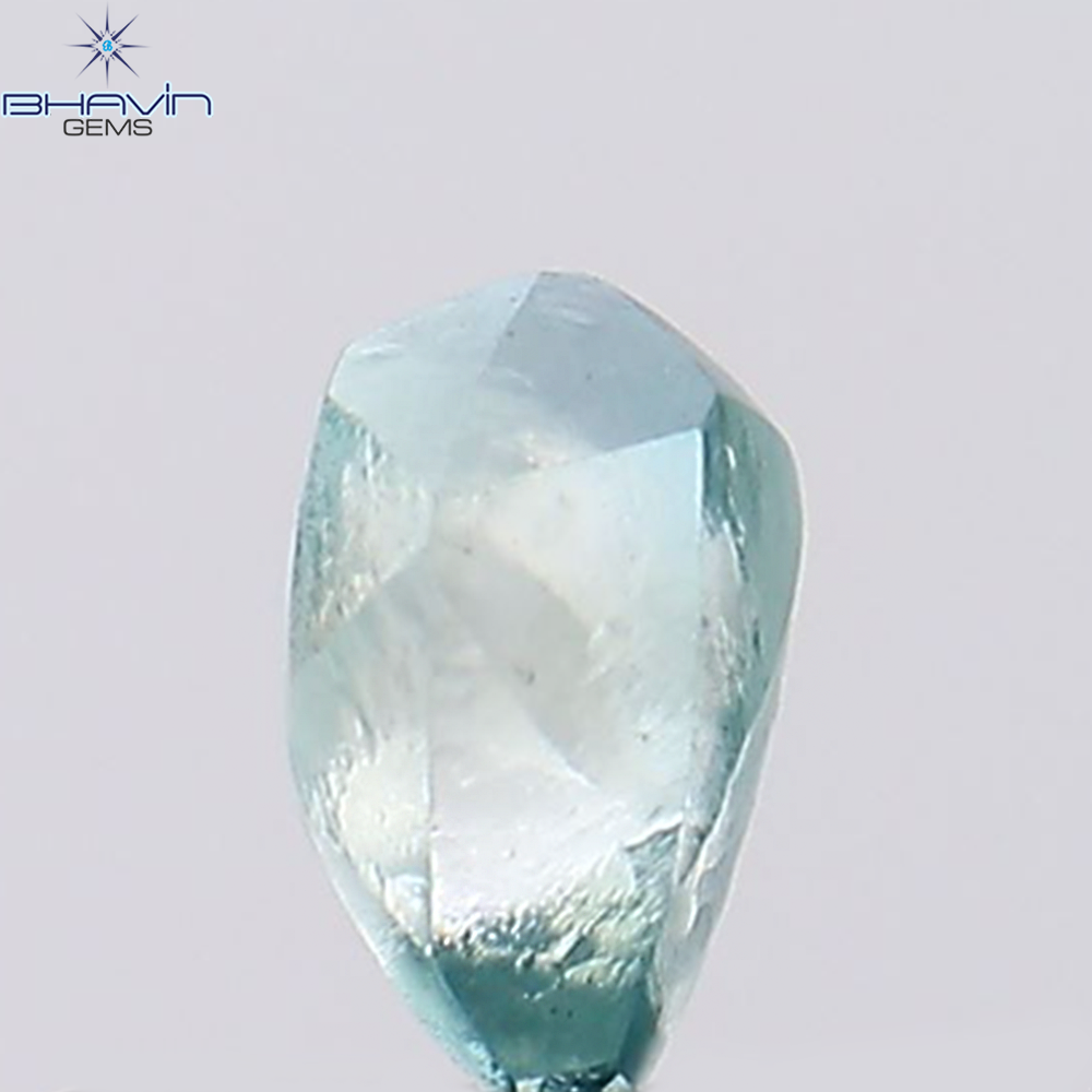 0.36 CT、ラフシェイプ、天然ダイヤモンド、緑がかった青色、VS1 クラリティ (4.78 MM)