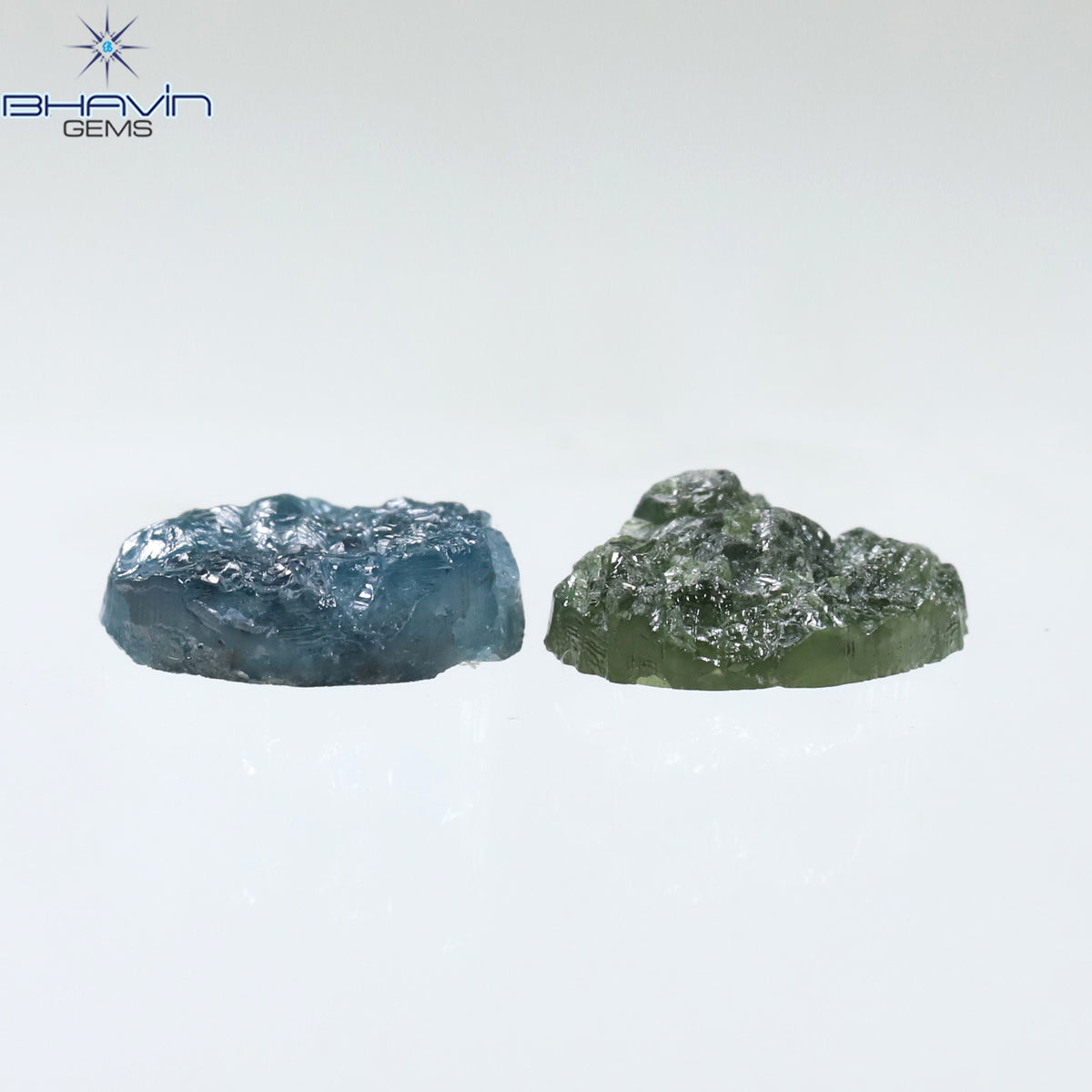 1.05 CT、ノーカット ポルキ シェイプ、天然ダイヤモンド、ブルー カラー、I3 クラリティ (5.42 MM)