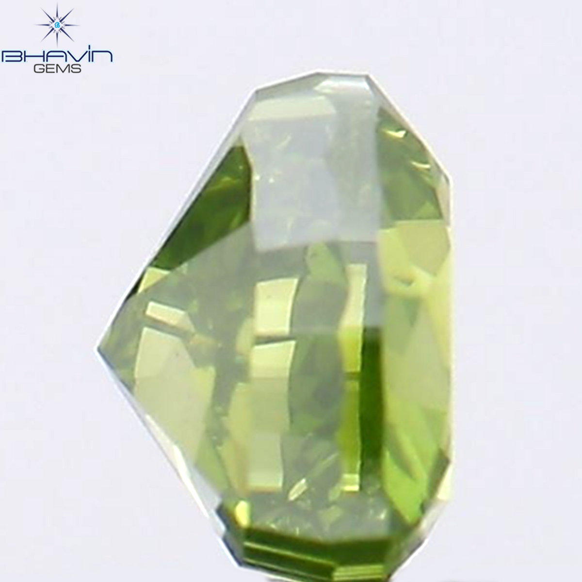 0.33 CT ハート シェイプ ナチュラル ダイヤモンド グリーン カラー SI2 クラリティ (4.08 MM)