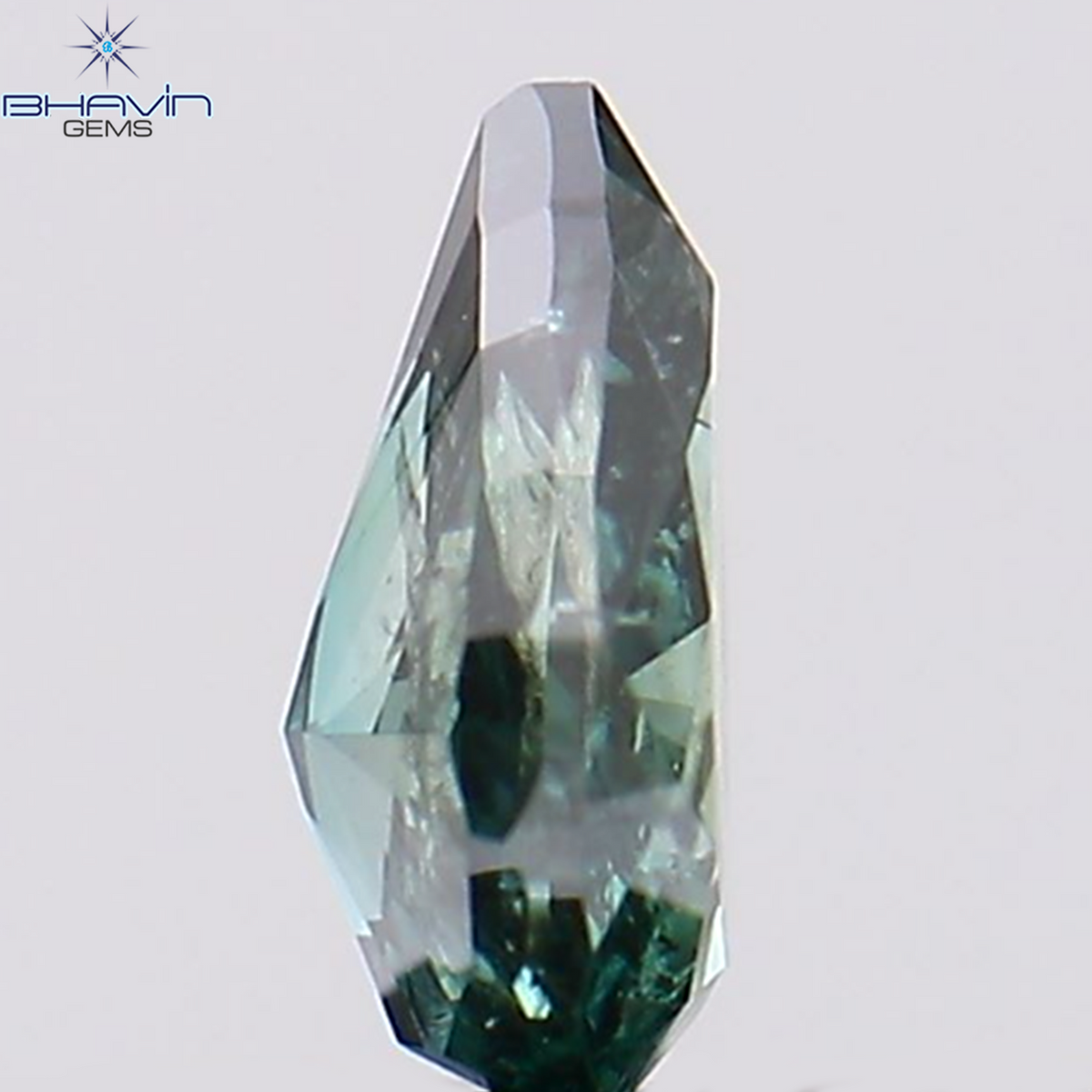 0.24 CT ペアシェイプ ナチュラル ダイヤモンド グリーン カラー I1 クラリティ (4.92 MM)