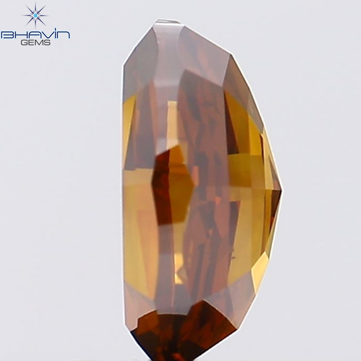 0.63 CT オーバルシェイプ ナチュラル ダイヤモンド オレンジ色 SI2 クラリティ (6.04 MM)