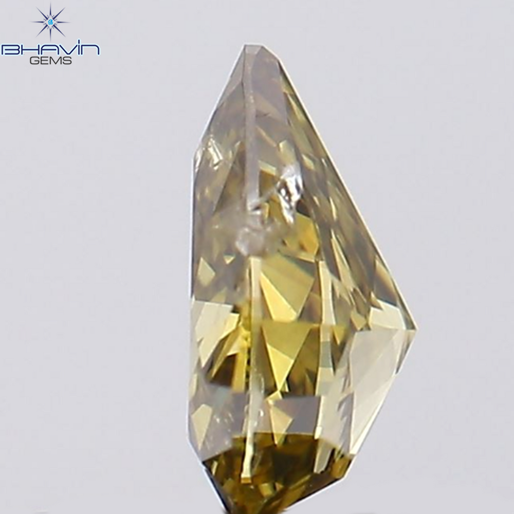 0.33 CT Pear Shape Natural Diamond Green Color SI2 Clarity (5.25 MM)