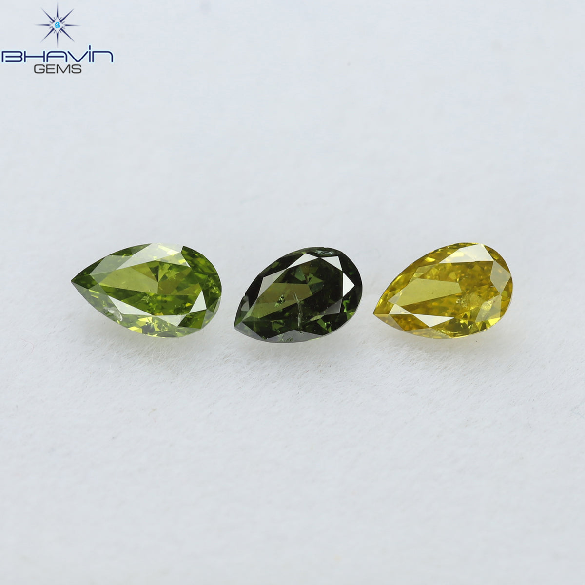 0.41 CT/3 Pcs Natural Pear Diamond Enhanced Green Yellow Color Clarity SI (4.21 MM)