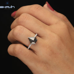 ペンタゴン ダイヤモンド ソルト アンド ペーパー カラー ナチュラル ダイヤモンド リング 婚約指輪