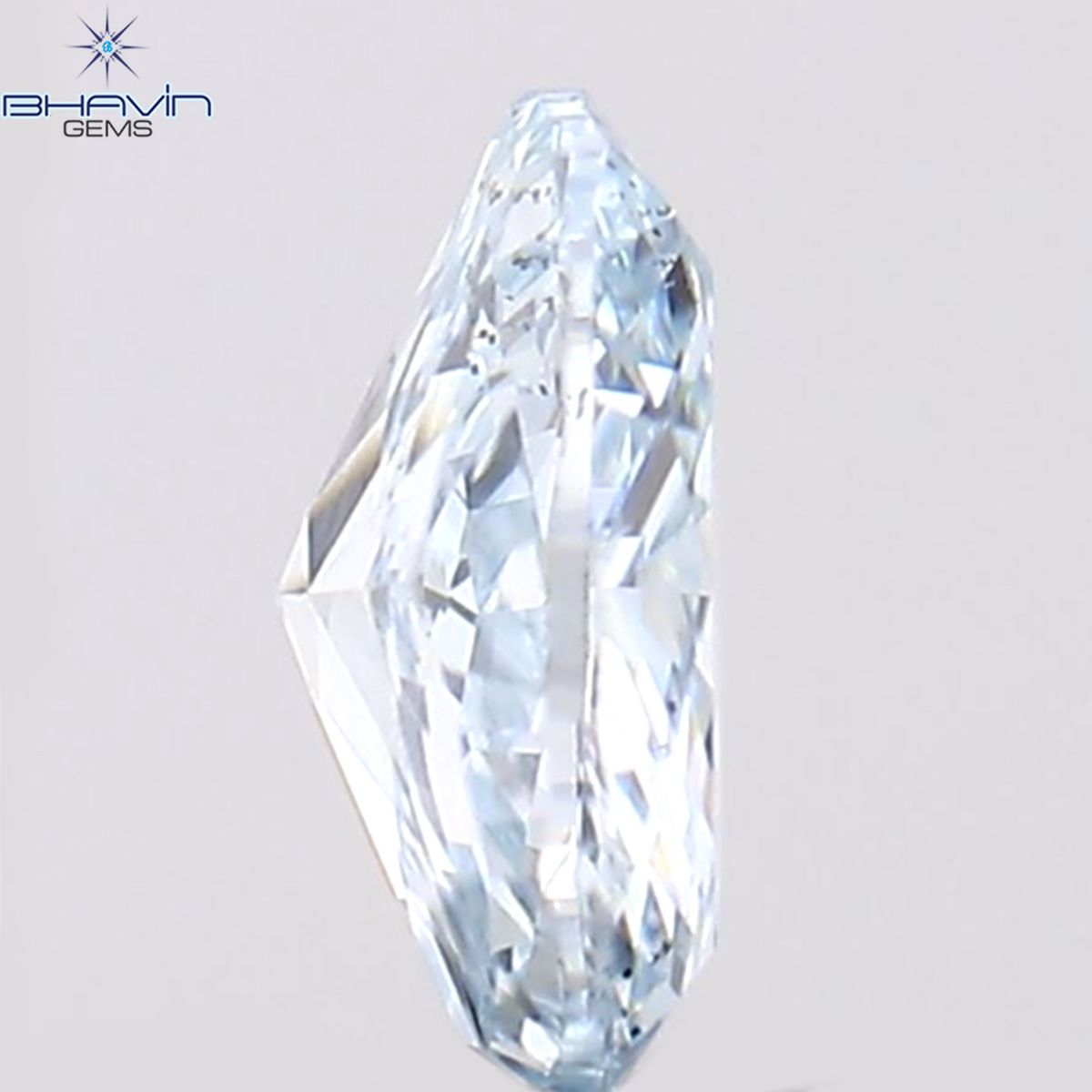 0.37 CT オーバル シェイプ ナチュラル ダイヤモンド グリーンがかったブルー カラー SI1 クラリティ (5.36 MM)