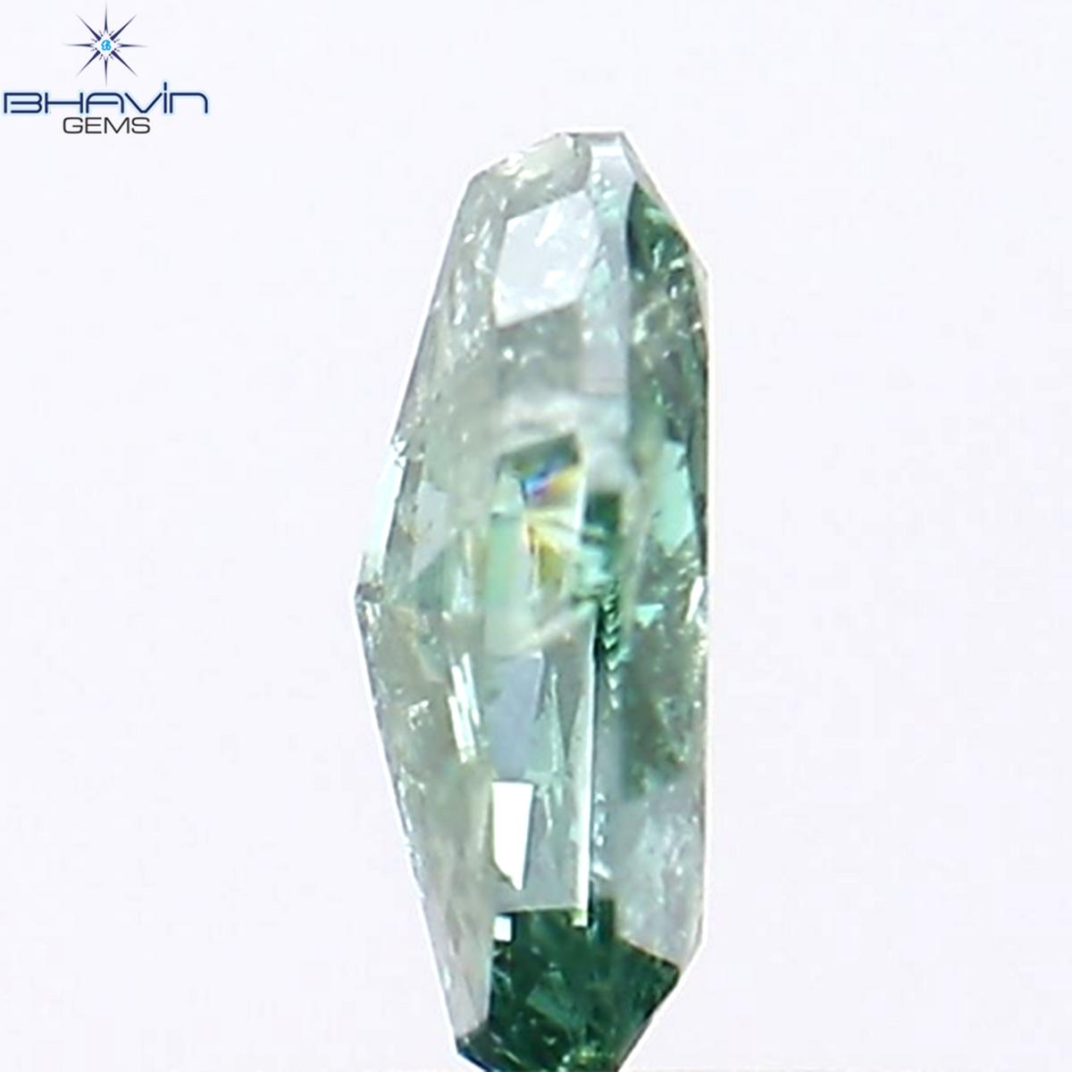 0.50 CT オーバル シェイプ ナチュラル ダイヤモンド グリーン カラー SI1 クラリティ (5.87 MM)