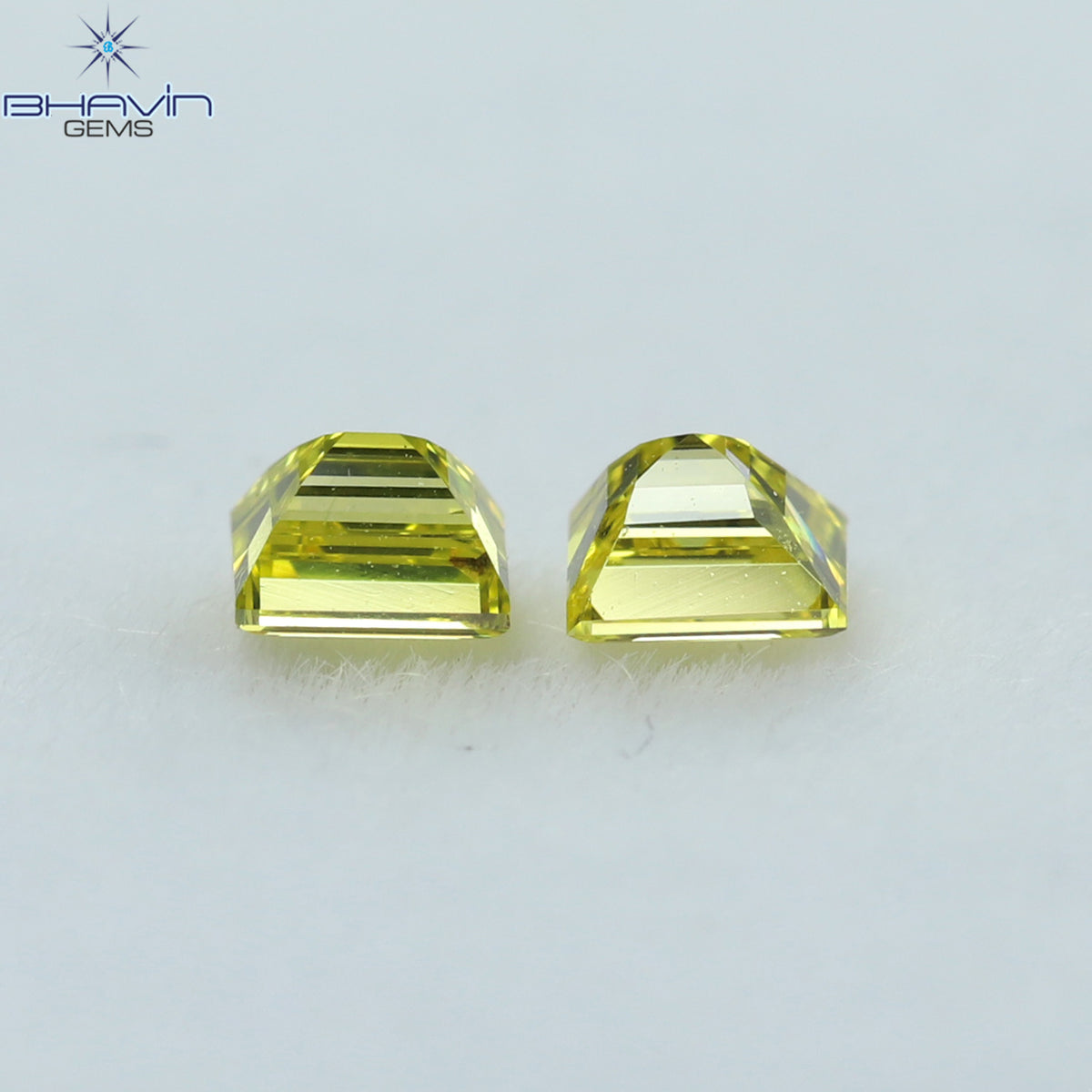 0.21 CT/2 Pcs Natural Square Cut Diamond Enhanced Yellow Color Clarity VS1 (2.62 MM)