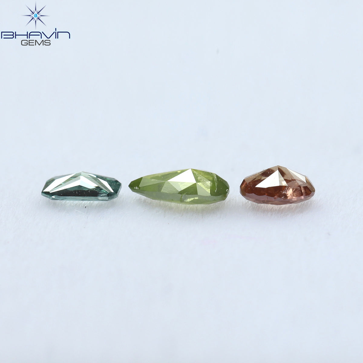0.34 CT/3 ピース ミックス シェイプ ナチュラル ダイヤモンド ミックス カラー SI2 クラリティ (4.75 MM)
