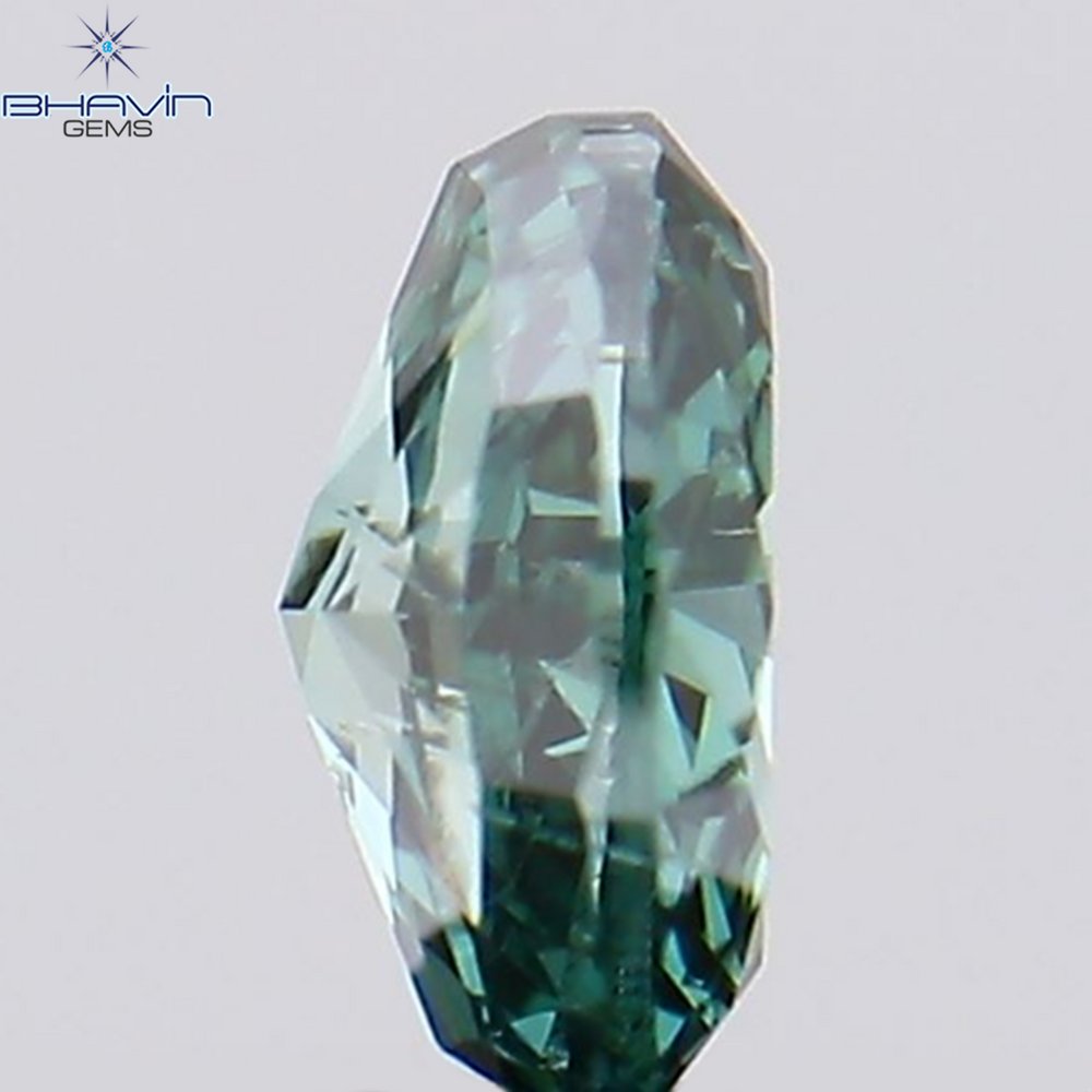 0.19 CT オーバル シェイプ ナチュラル ダイヤモンド ブルー カラー SI2 クラリティ (3.99 MM)