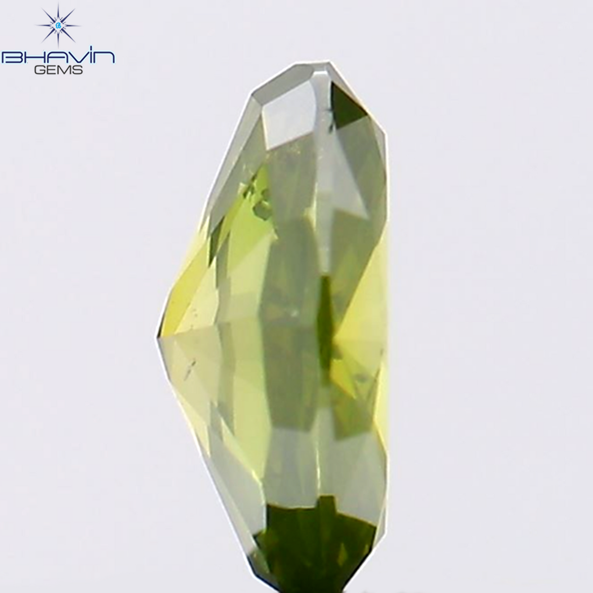 0.51 CT オーバル シェイプ ナチュラル ダイヤモンド グリーン カラー SI1 クラリティ (6.05 MM)