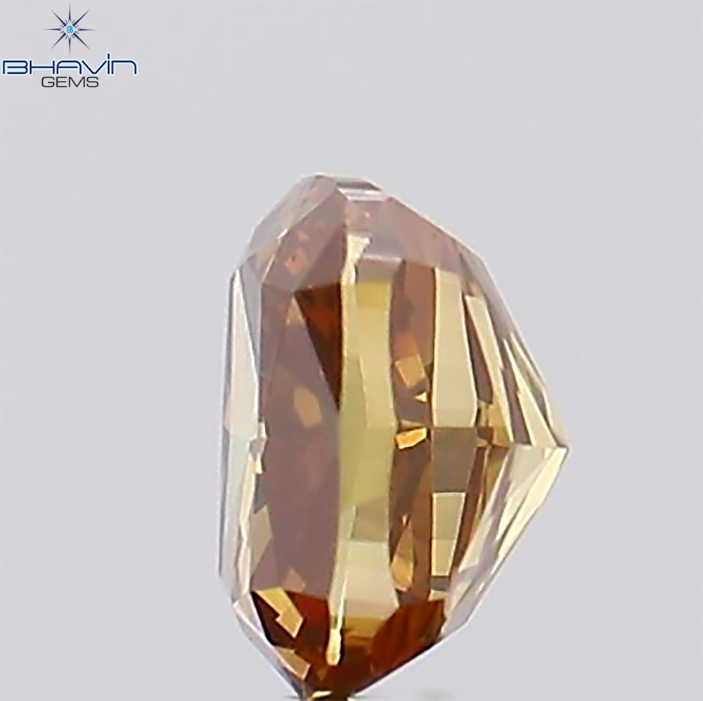 0.38 CT、クッション ダイヤモンド、ピンクがかったブラウン色、クラリティ VS1 (4.02 MM)
