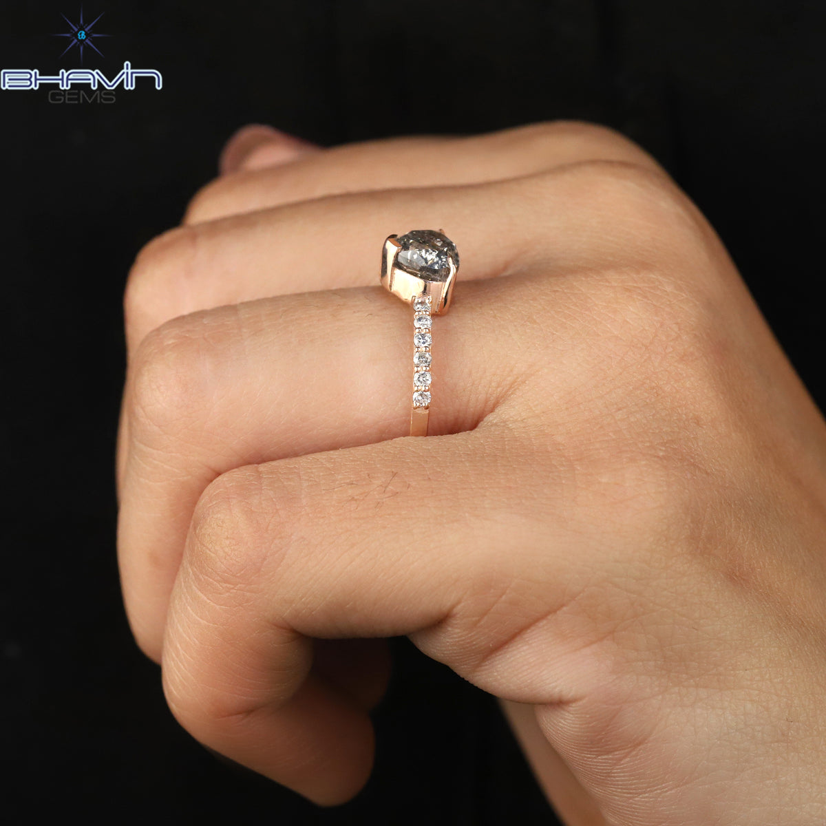 ハート ダイヤモンド ソルト アンド ペッパー ダイヤモンド、天然ダイヤモンド リング、婚約指輪