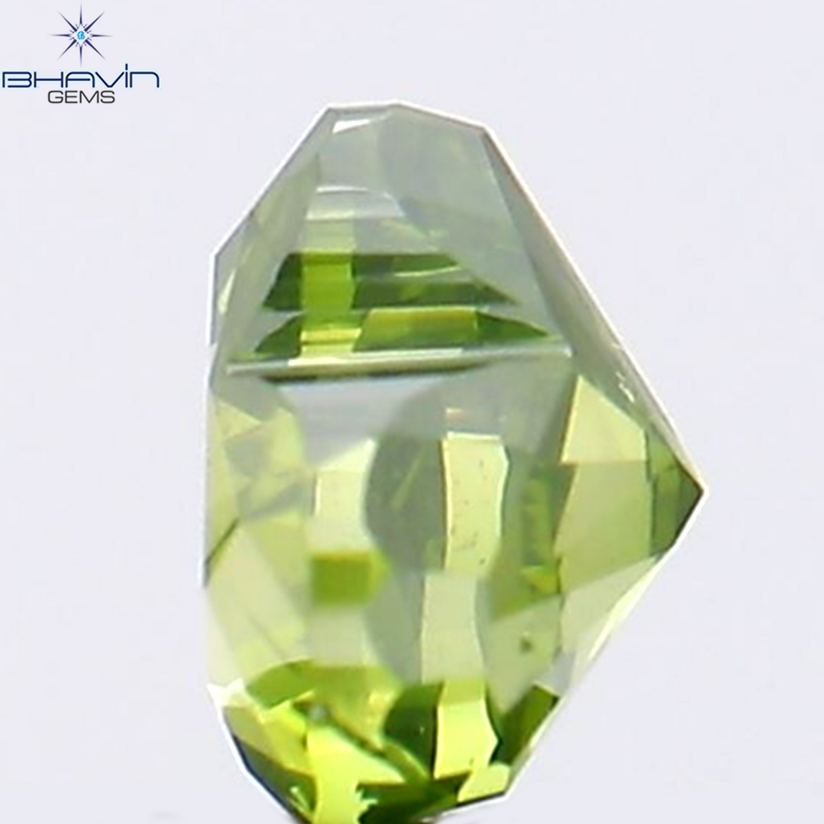 0.33 CT ハート シェイプ ナチュラル ダイヤモンド グリーン カラー SI2 クラリティ (4.08 MM)