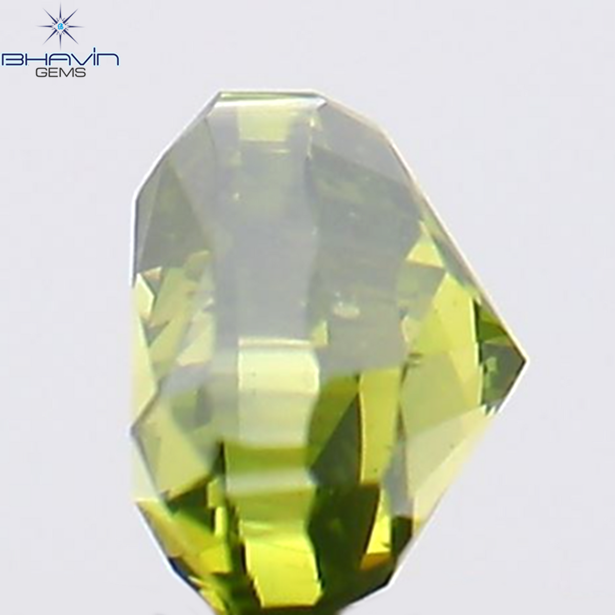 0.30 CT ハート シェイプ ナチュラル ダイヤモンド グリーン カラー SI1 クラリティ (3.15 MM)