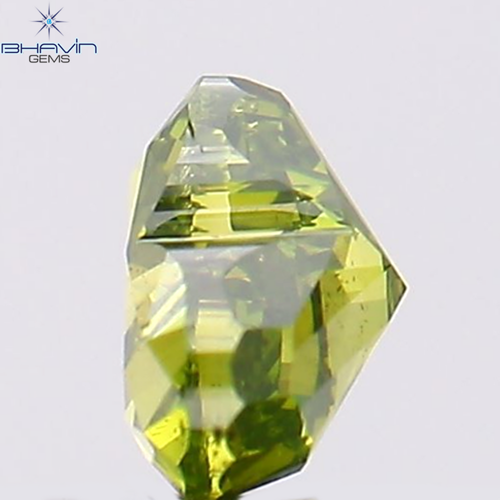 0.45 CT Heart Shape Natural Diamond Green Color SI2 Clarity (4.72 MM)