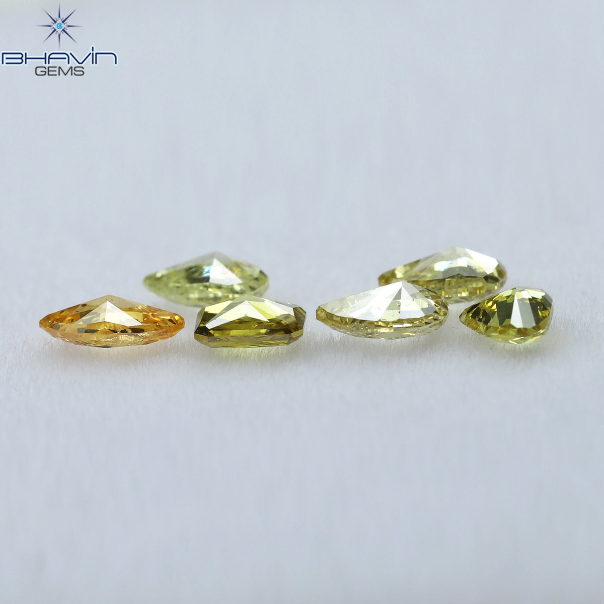 0.89 CT/6 ピース ミックス シェイプ ナチュラル ダイヤモンド ミックス カラー VS2 クラリティ (4.90 MM)