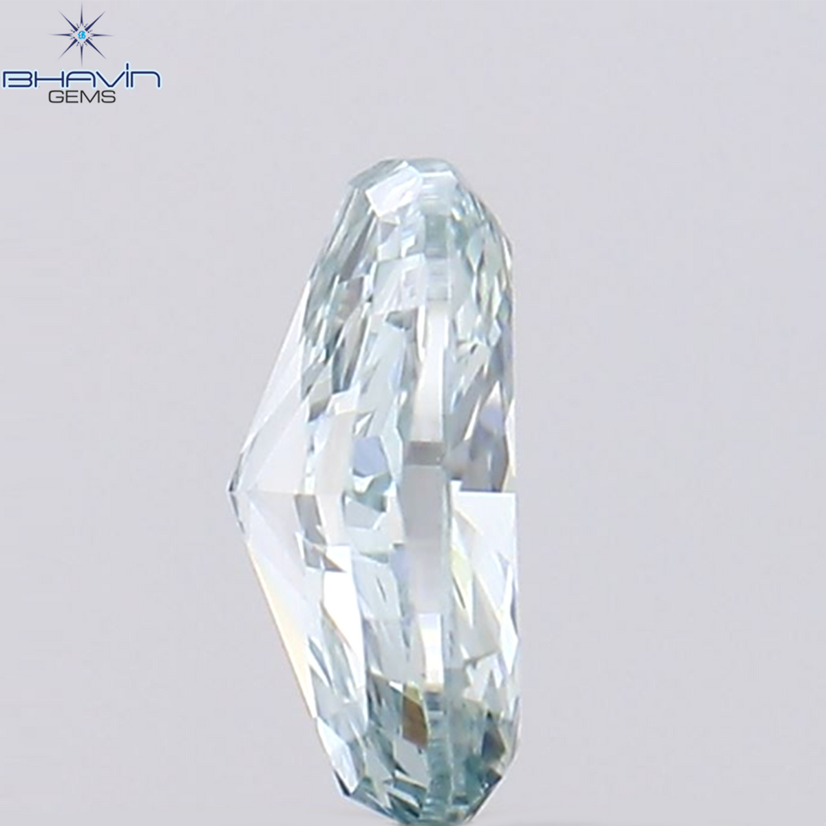 0.37 CT オーバル シェイプ ナチュラル ダイヤモンド グリーンがかったブルー カラー SI1 クラリティ (5.36 MM)