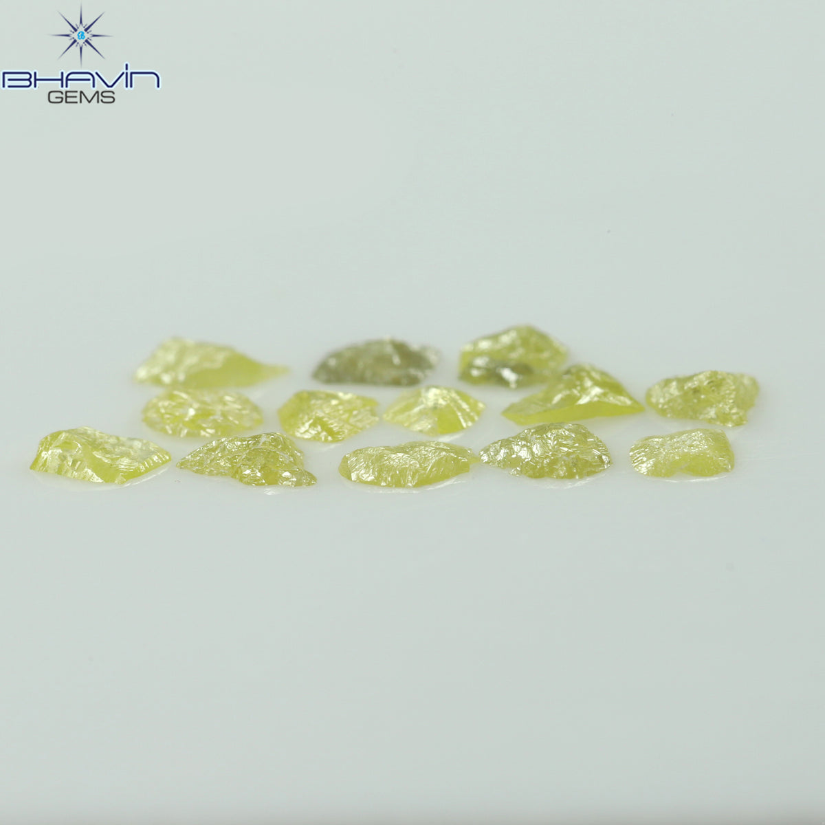 0.60 CT/13 ピース ラフシェイプ エンハンスト イエロー カラー ナチュラル ダイヤモンド I3 クラリティ (3.40 MM)