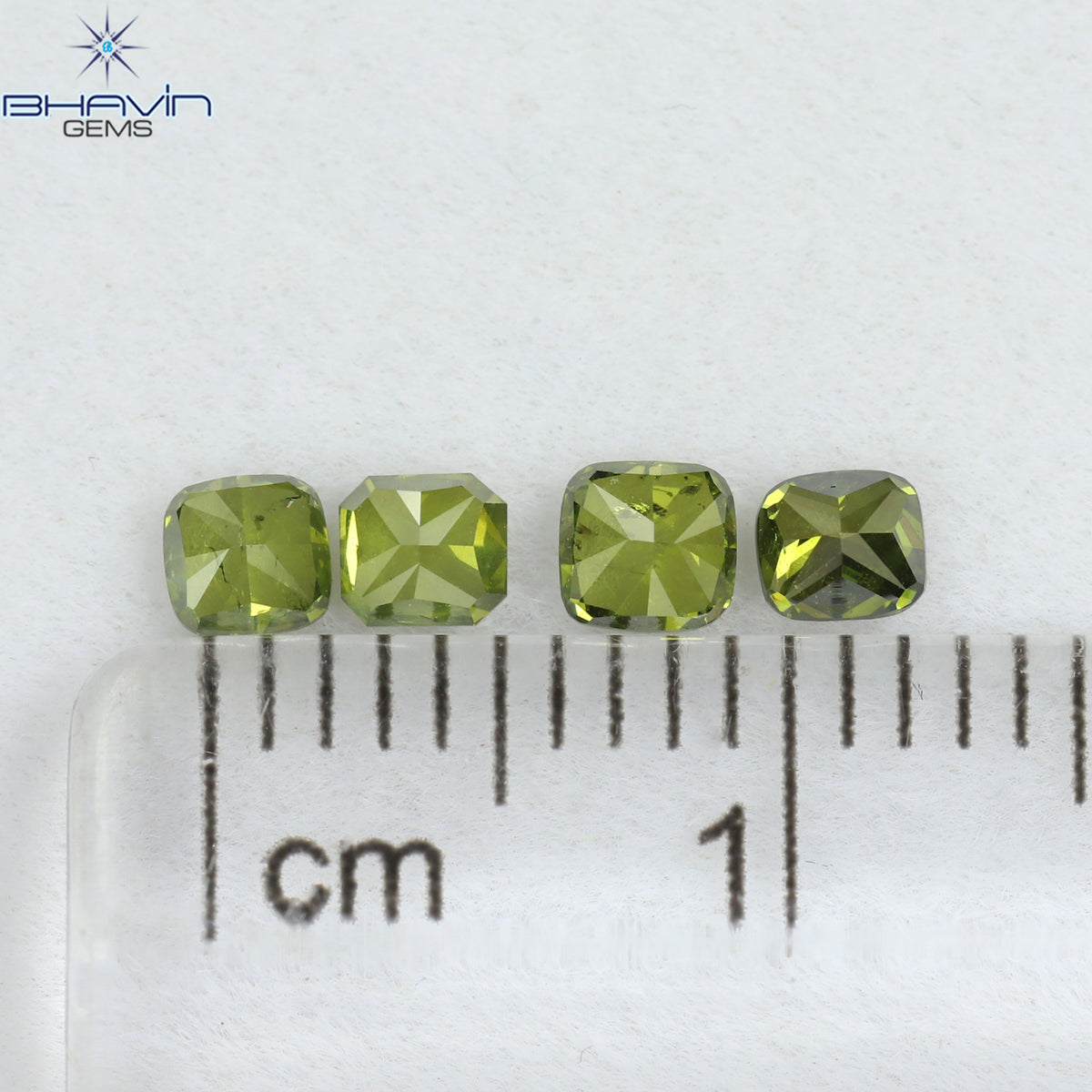 0.56 CT/4 Pcs Natural Cushion Diamond Enhanced Green Color Clarity SI (3.04 MM)