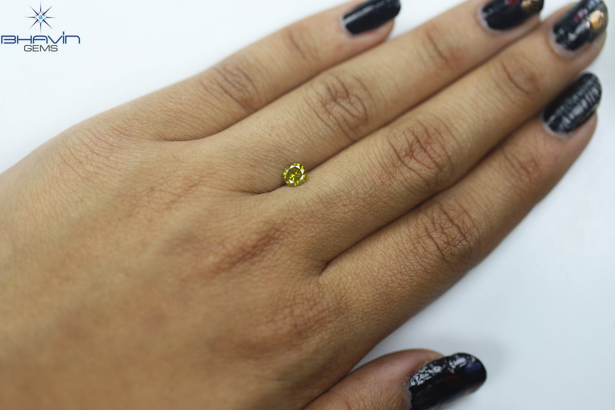 0.38 CT、ラウンド シェイプ ナチュラル ルース ダイヤモンド イエロー カラー クラリティ I1(4.65 MM)