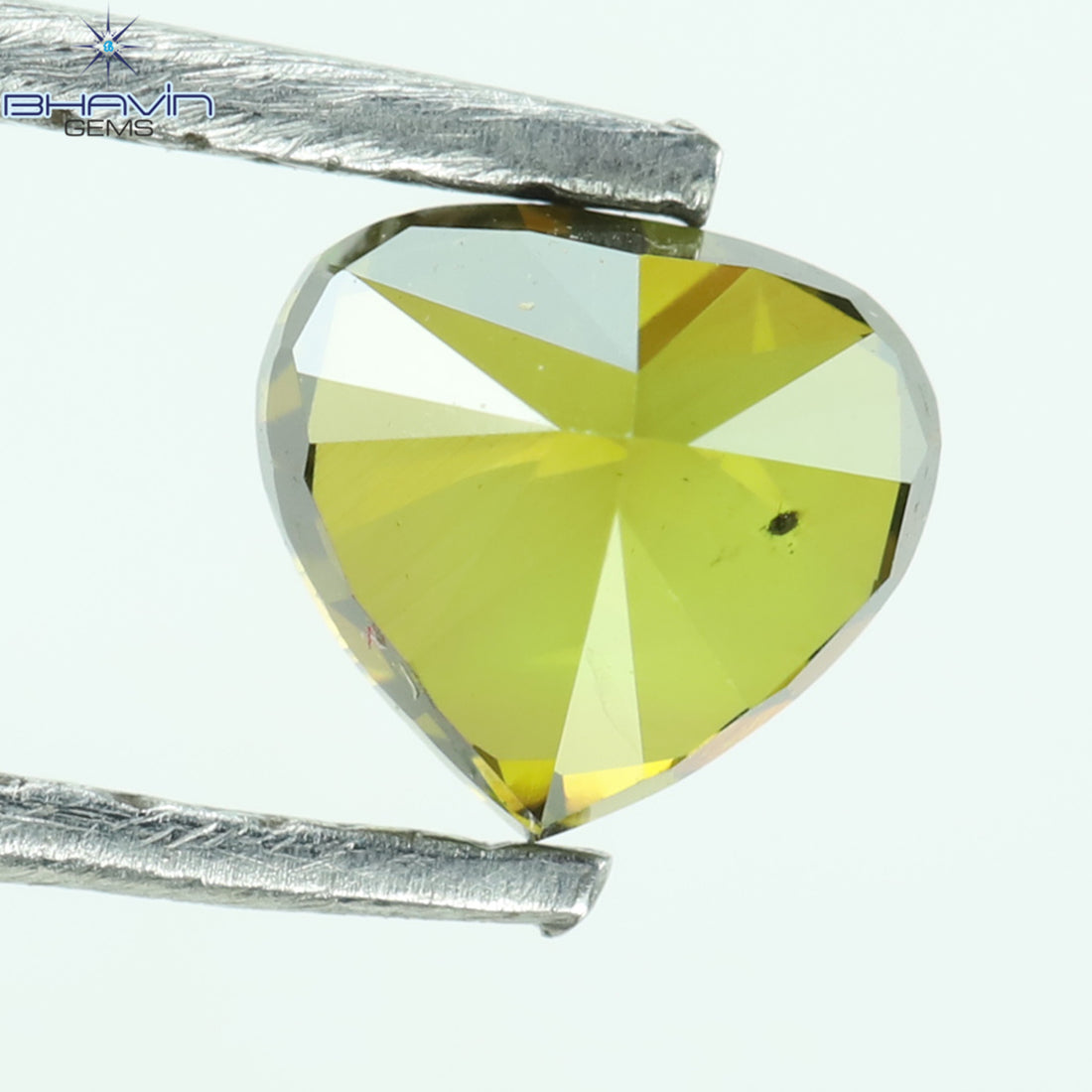0.37 CT ハート シェイプ ナチュラル ルース ダイヤモンド グリーン カラー SI1 クラリティ (4.30 MM)