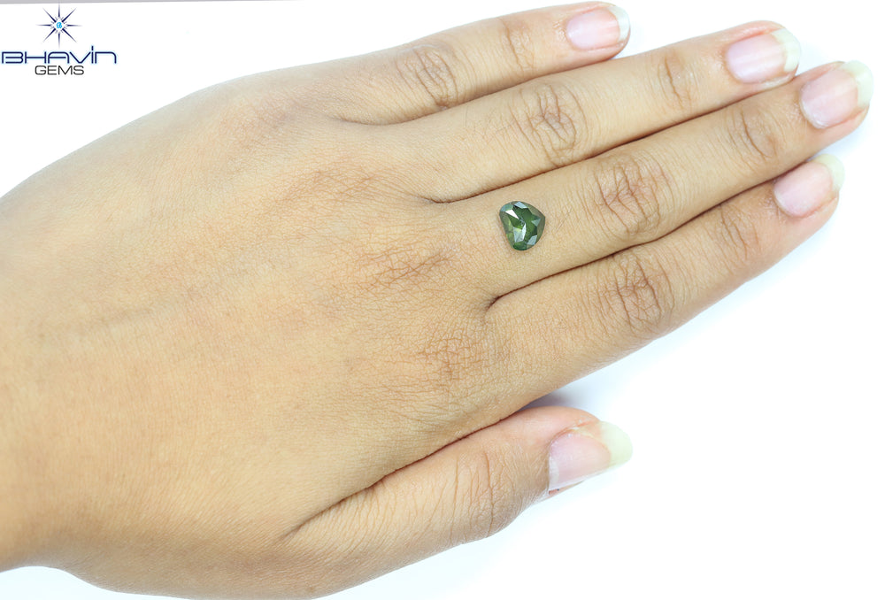 1.99 CT, Heart Diamond, Green Color, Clarity I1