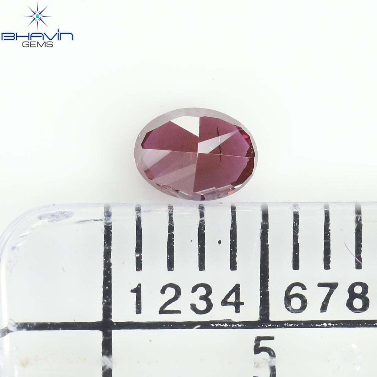 0.20CT、オーバルダイヤモンド、ビビッドピンクカラー、クラリティSI2