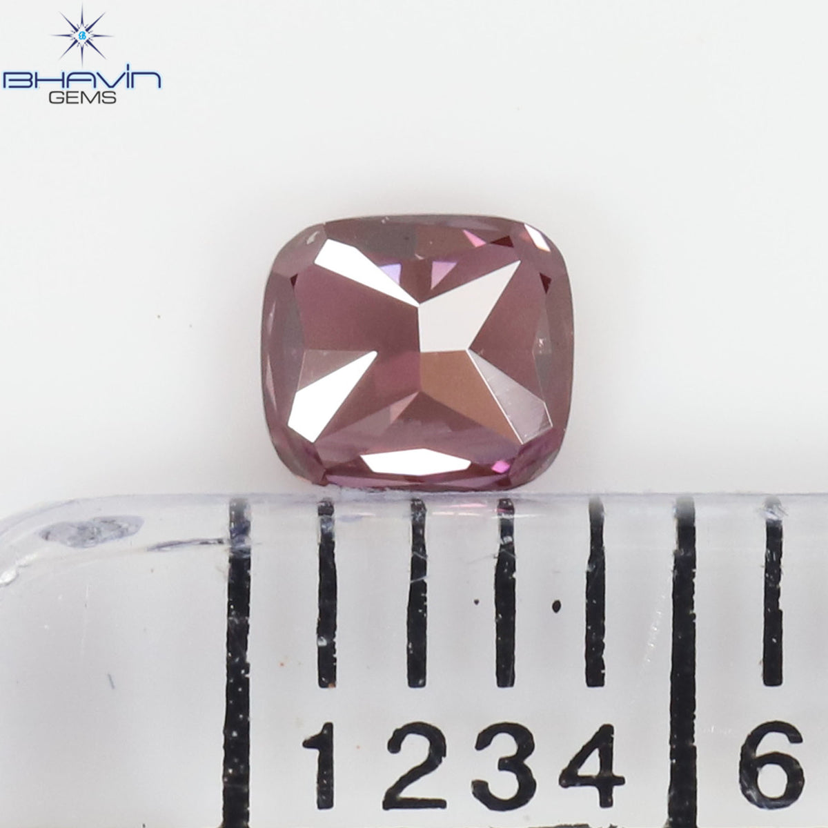 0.17CT、クッションダイヤモンド、ピンク色、VVS1クラリティ