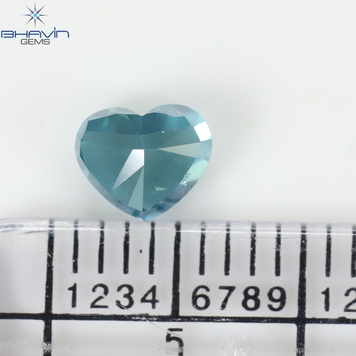 0.77ct、ハートダイヤモンド、グリーンカラー、ブルーカラー、クラリティSI2