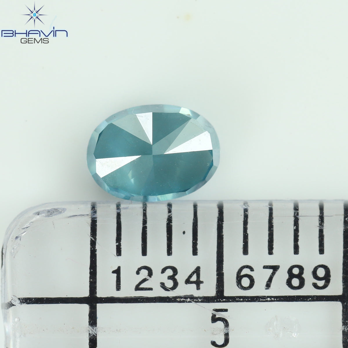 0.50 CT Oval Natural Diamond Enhanced Greenish blue Clarity VS2 (5.31 MM)