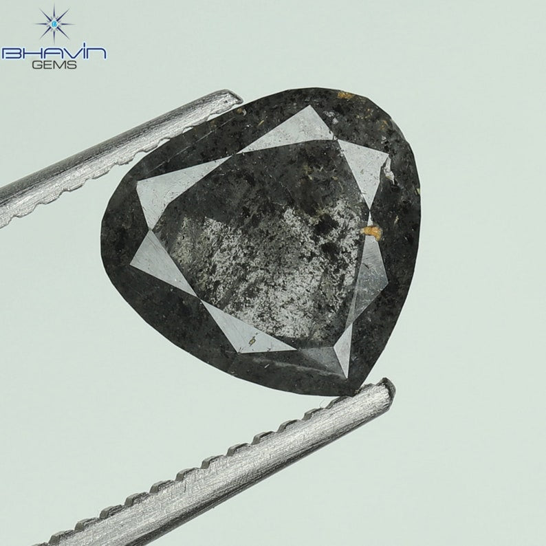 1.30 CT ハートシェイプ ナチュラル ダイヤモンド ソルト アンド ペッパー カラー I3 クラリティ (7.51 MM)
