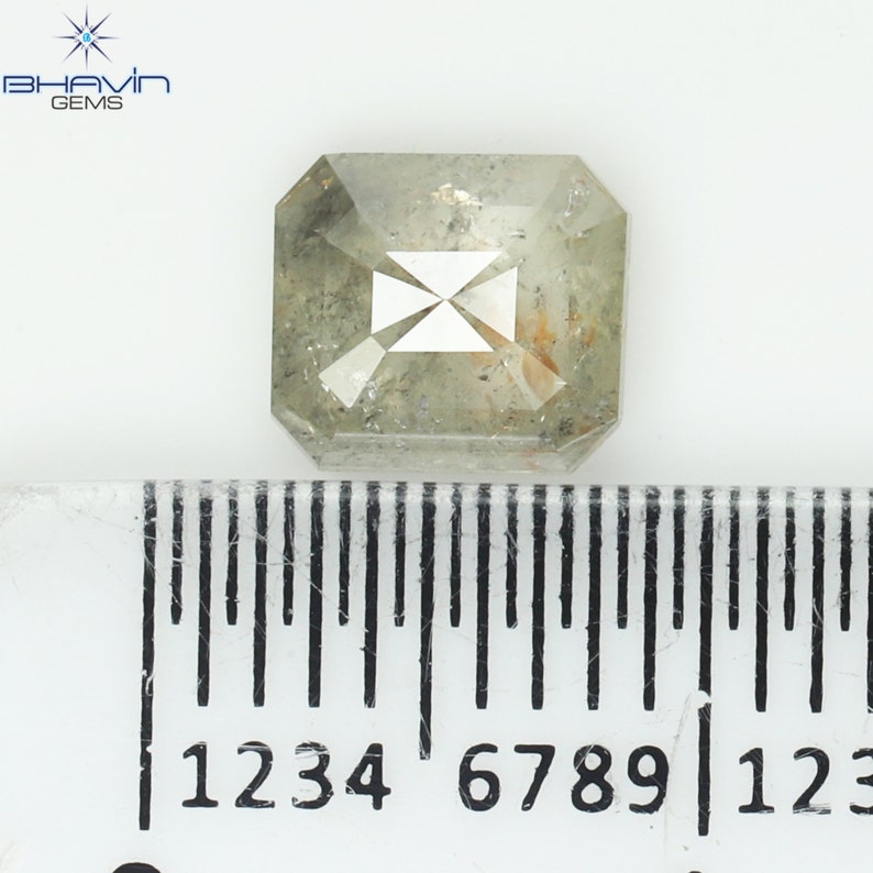 1.06 CT スクエア エメラルド シェイプ ナチュラル ダイヤモンド ソルト アンド ペッパー カラー クラリティ I3 (6.43 MM)