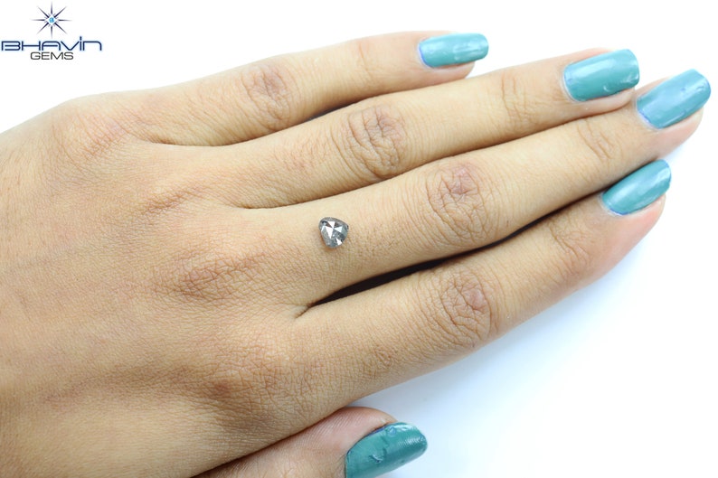 0.75 CT Heart Natural Diamond Salt And pepper Color Clarity I3 (6.04 MM)