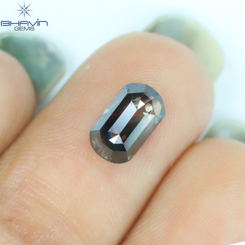 1.07 CT オーバル ダイヤモンド オーバル カット ソルト アンド ペッパー ダイヤモンド クラリティ I3 (7.95 MM)