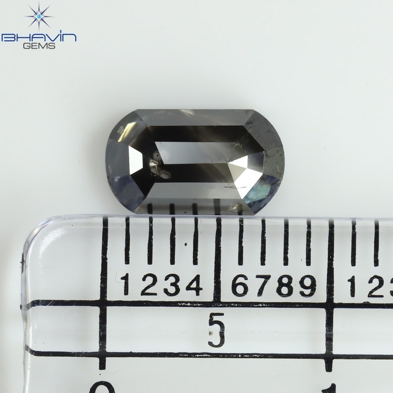 1.07 CT オーバル ダイヤモンド オーバル カット ソルト アンド ペッパー ダイヤモンド クラリティ I3 (7.95 MM)