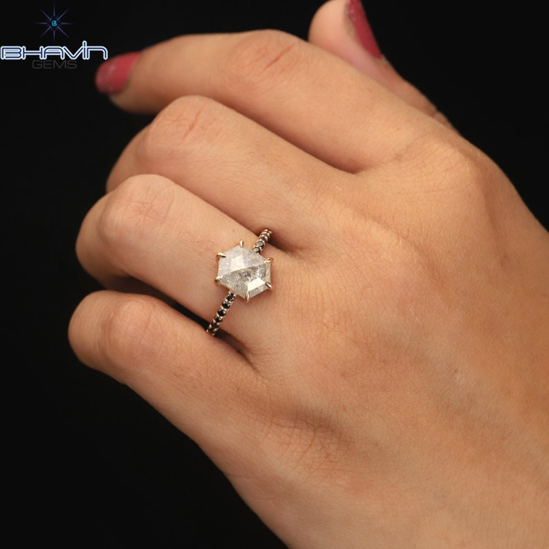 ヘキサゴン ダイヤモンド ソルト アンド ペッパー ダイヤモンド 天然ダイヤモンド リング ゴールド リング 婚約指輪